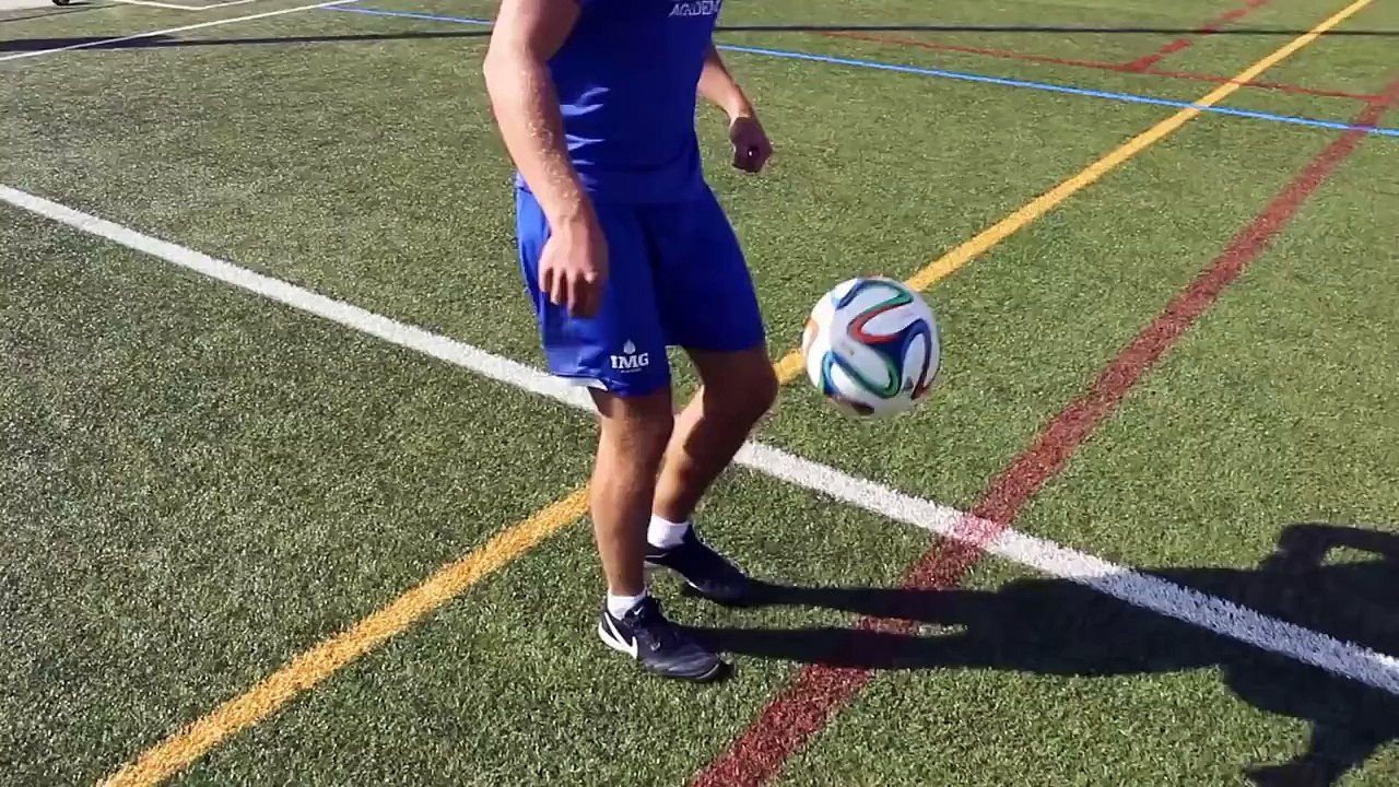 Amazing Freestyle Football Skills ● Lifestyle of Football #Freestyle #FootballSkills