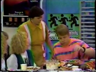 Welcome Freshmen - Season 1 - Episode 4 - Knowledge is Power