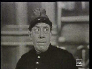 ""IL A DES GALONS""FERNANDEL(7)