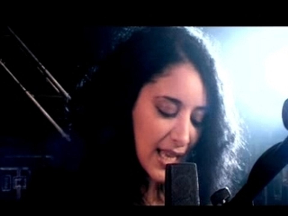 Clip Sashird lao keep me warm david amar fred luzignant yona