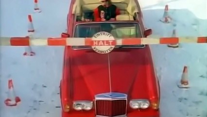 Elton John - Nikita HD