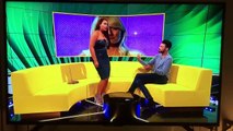 Une candidate de télé-réalité britannique rate son twerk...