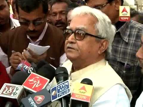 Left front chairman condemns Becharam's comment on Judges in Singur case