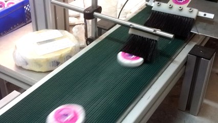 otel sabunu etiket yapıstırma makinesi www.gucoglu.com.tr