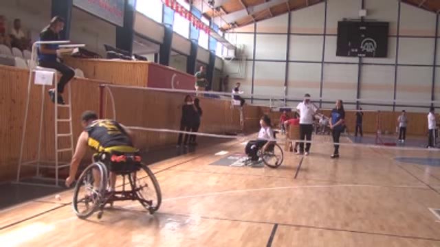 Bedensel Engelliler Badminton Federasyon Kupası