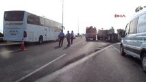 Adana-Otomobil Bariyerlere Çarpıp Alev Aldı 1 Ölü, 3 Yaralı