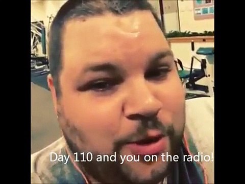 L'uomo che ha perso 192 kg in 700 giorni, ecco le fasi della sua trasformazione: