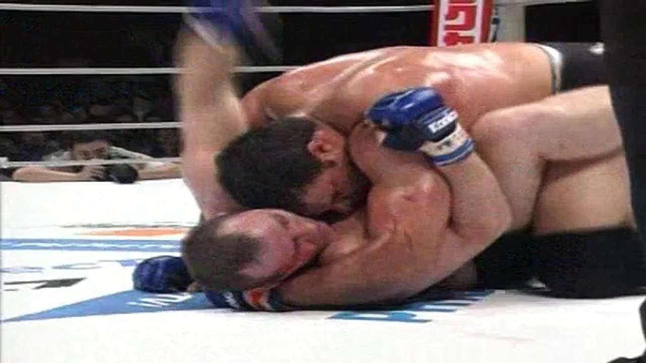 Mark Kerr vs. Igor Vovchanchyn - Pride 7