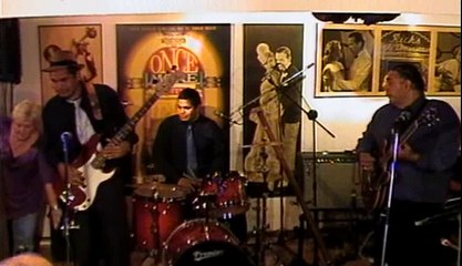 BUDDY KNOX BAND @ LEGENDS 29/08/2009 (#4)