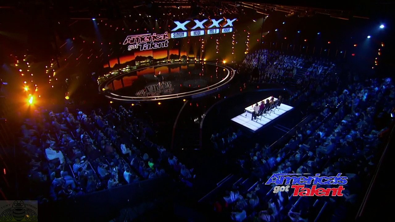 America's Got Talent 2016 Erik Cavanaugh Full Size Male Ballet Dancer Full Judge Cuts Clip S11E09