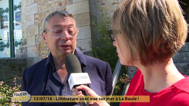 Tous en tongs : feu d'artifices et écrivains à La Baule