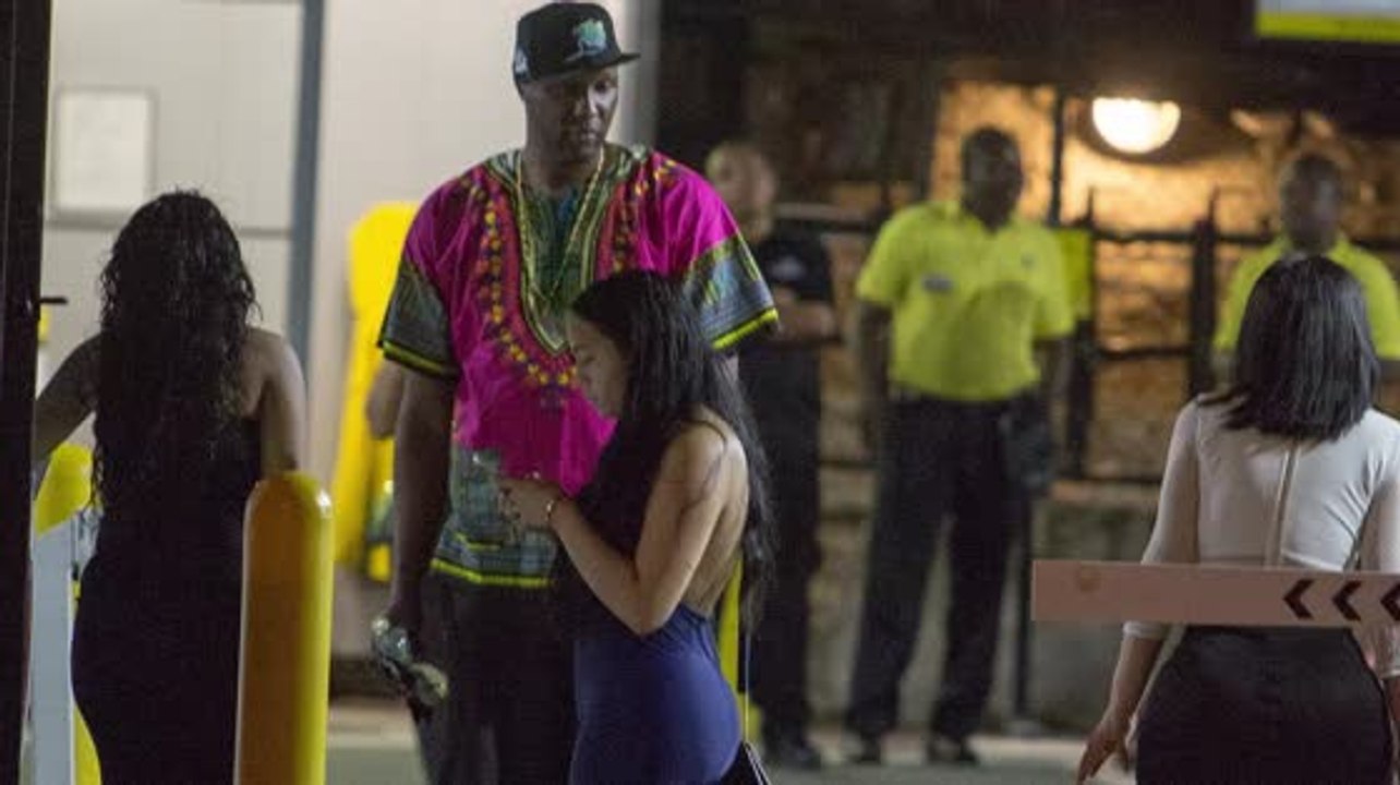 Lamar Odom Parties with Beautiful Women After Touching Down in NYC