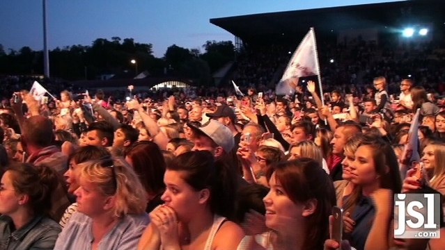 Attentat de Nice Une minute de silence à Louhans au concert de Kendji Girac