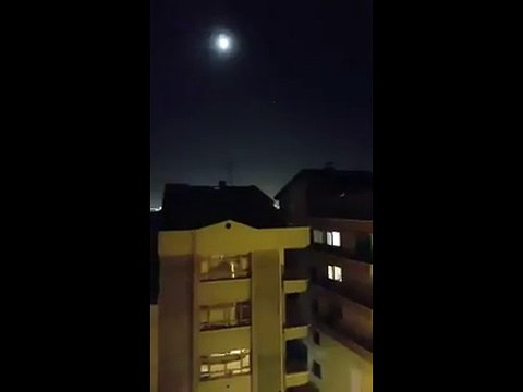 Military jets over Istanbul Exclusive Video