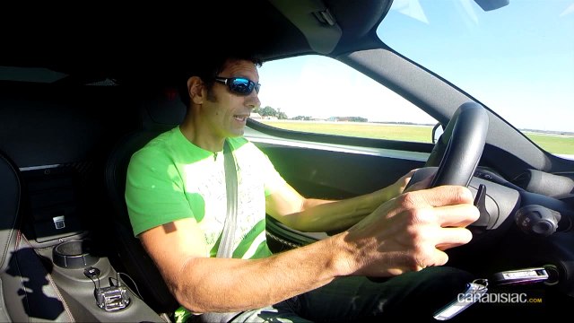 L'avis complet de Soheil Ayari sur l'Alfa Romeo 4C