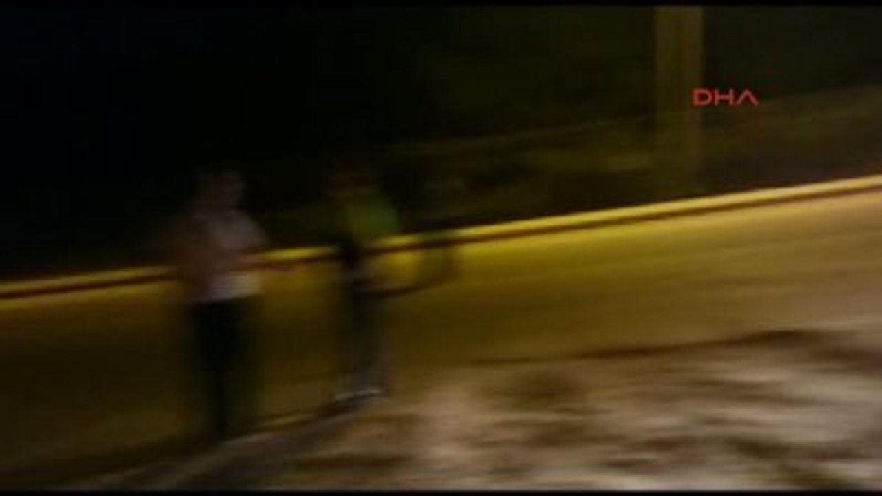 Ankara'nın Gölbaşı İlçesi'nde Bulunan Özel Harekat Daire Başkanlığı Önünde Patlama Sesi Duyulduğu...