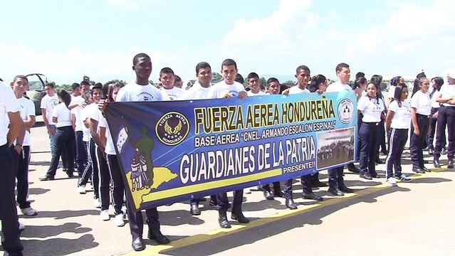 Base aérea Armando Escalón celebra sus 47 años