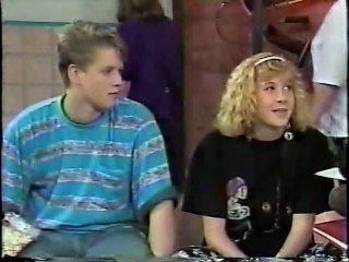 Welcome Freshmen - Season 1 - Episode 7 - Money