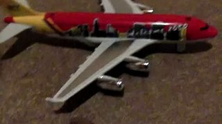 Passasjerfly 19 cm Metall med blinkende lys og fly lyd