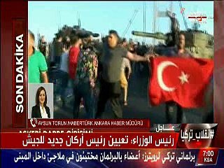 أنصار أردوغان يستولون على أسلحة الانقلابيون