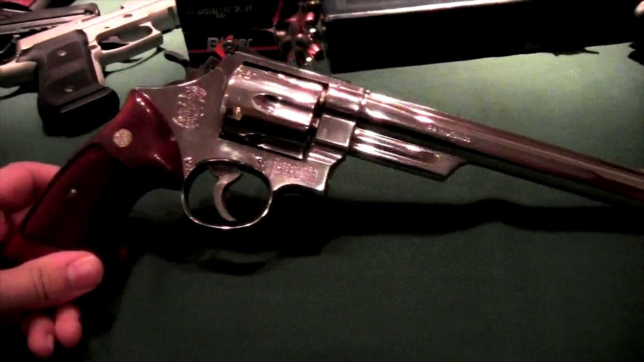 Smith & Wesson 29-2  .44 MAGNUM
