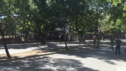 Genelkurmay Başkanlığı'ndan Çıkan 200'e Yakın Silahsız Er ve Erbaş Polise Teslim Oldu