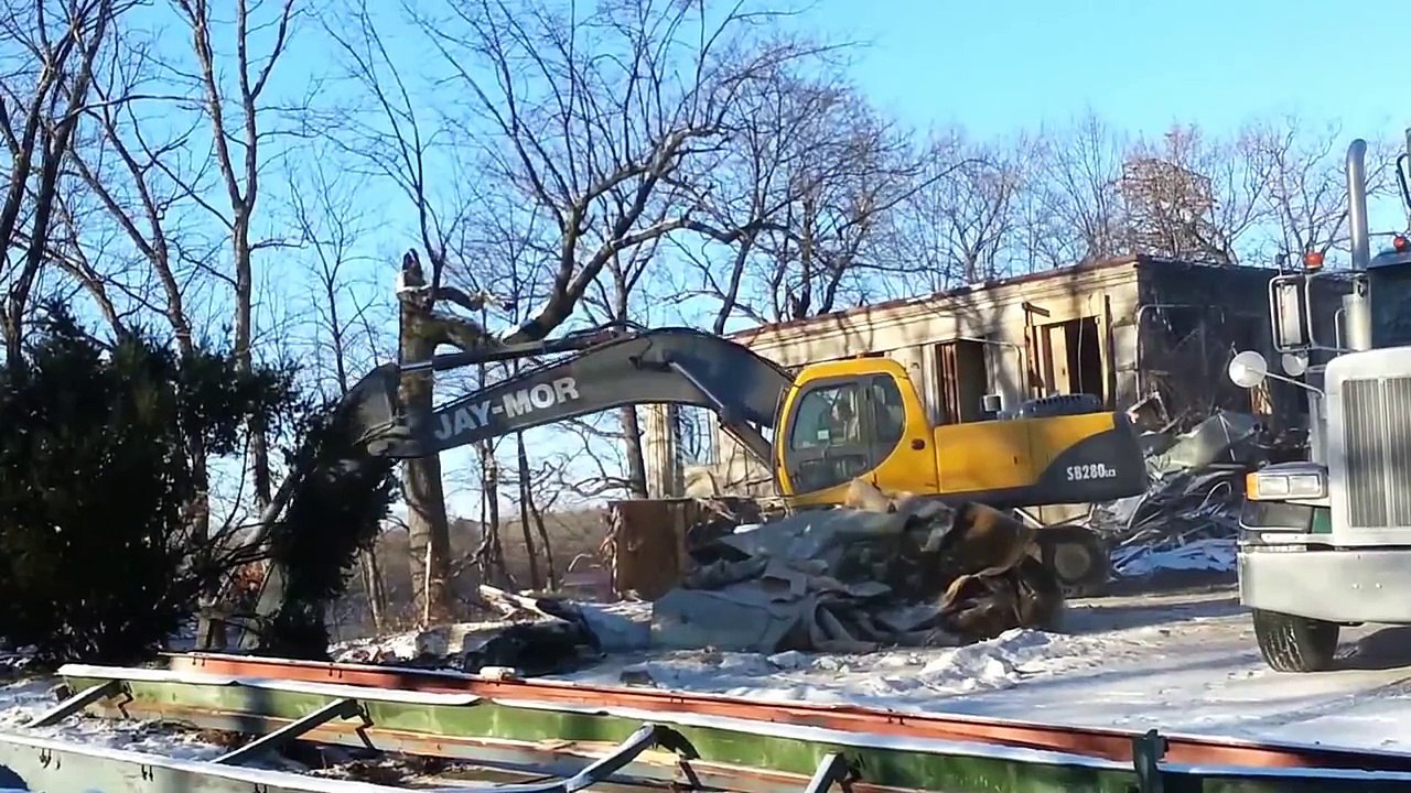 Manor House demolition, January 22, 2013
