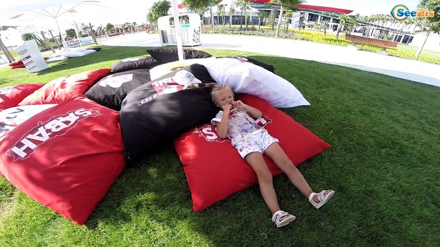 Ярослава и Штеффи на Аттракционах и Детской площадке. Выставка Экспо 2016 - Обзорная Экскурсия!