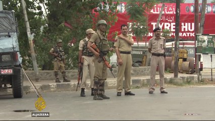 Fighting continues in Kashmir despite curfew