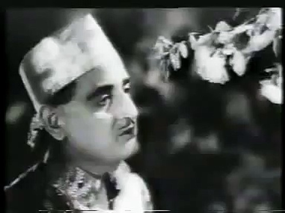 Jeene Ka Dhang Sikhaaye Ja... by K. L. Saigal