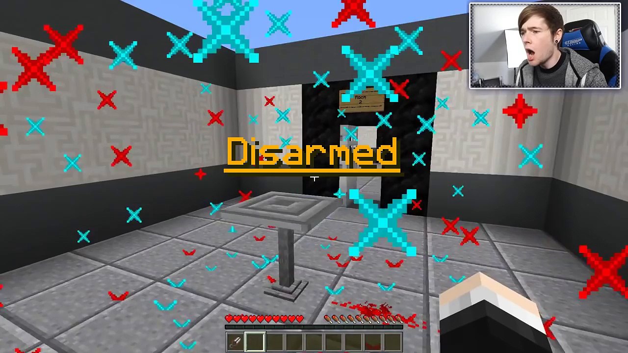 Minecraft   DISARM THE BOMB!!