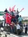 Araçlarını Park Edip Tank Selfiesi Çekmek İsteyenler Trafiği Aksattı