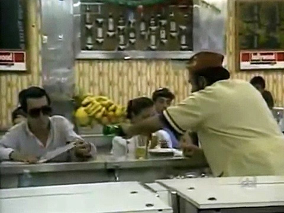 Pegadinha - Lanche Estragado - Programa Silvio Santos - 24/03/2013