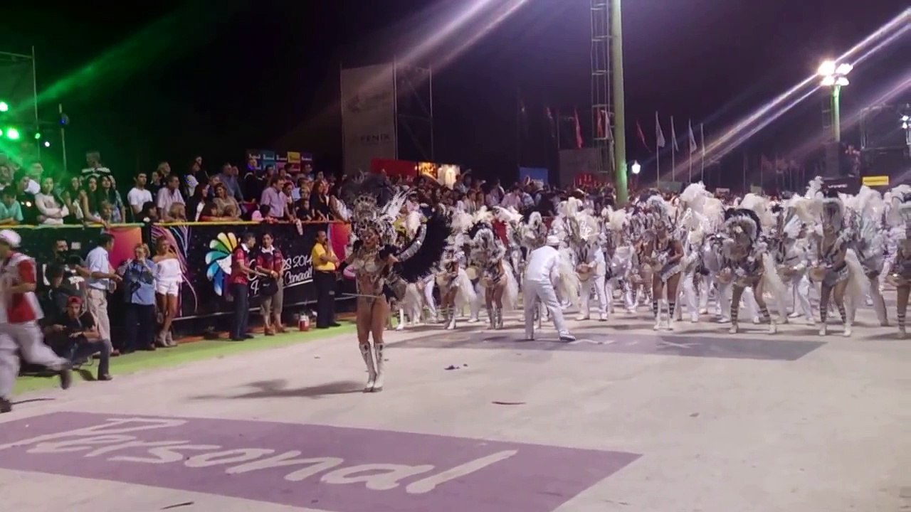 Bateria de Ara Bera 22/02/14 (HD)