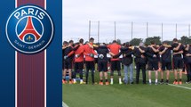 Minute de silence au Centre d'entraînement