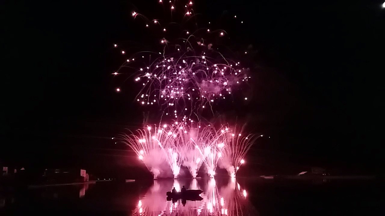 BOURGES : Val d'auron, feu d'artifice 2016