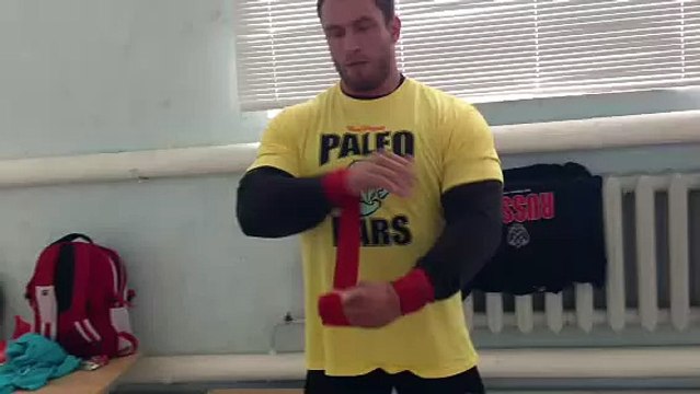 Dmitry Klokov - Squat 240 x 10 (31.08.2013)