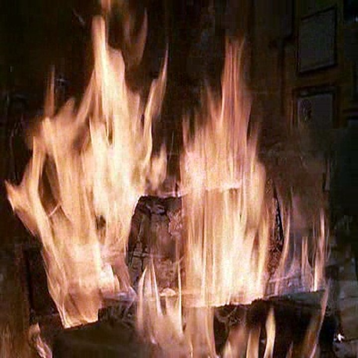 Sahne: - Kötü hissetmeme sebep oluyorlar. - O zaman onları görmezden gel.