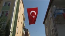 Fetö'nün Darbe Girişimi - Şehit Polisin Babaevinde Yas