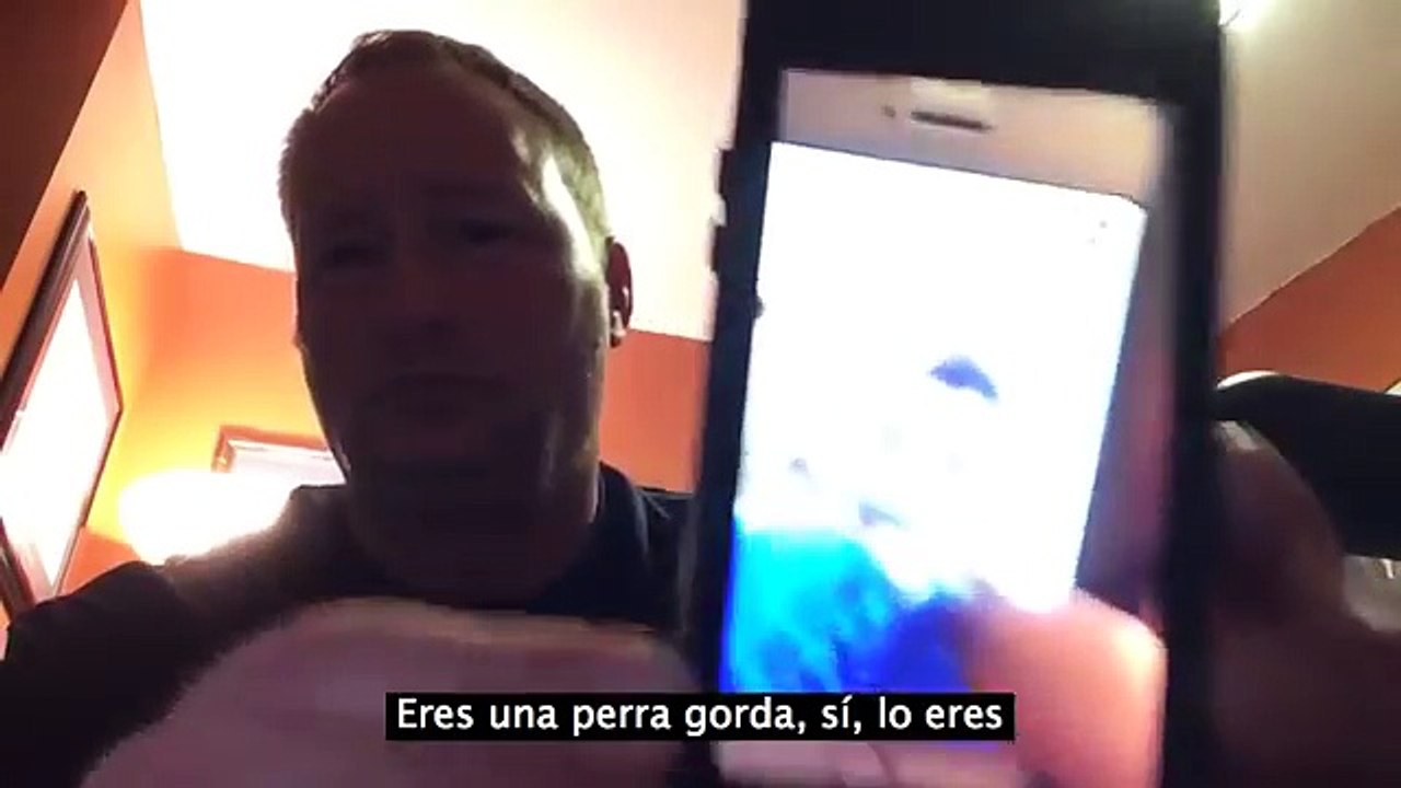 Padre de niña que sufría por bullying cobra venganza haciendo ESTO