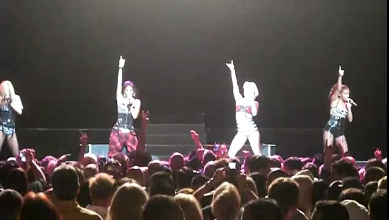 Pussycat Dolls Concert Las Vegas, NV 06/27/09- Buttons