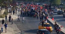 Darbe Girişimlerini Protesto Eden Bir Grup, Gazi Mahallesi'ne Doğru Yürüyüşe Geçti