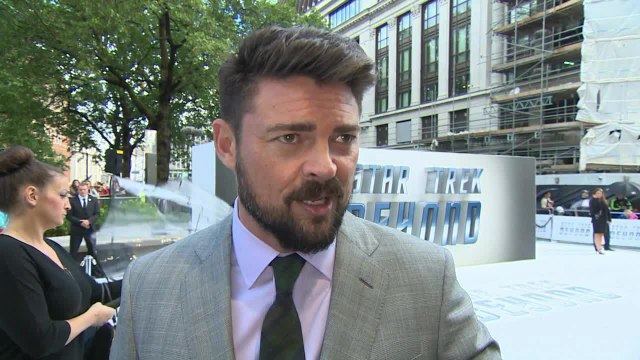 Karl Urban Talks About His 'Star Trek Beyond' Fans