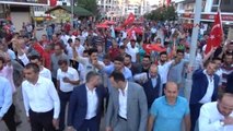 Bolu'da Darbe Girişimine Türk Bayraklı Protesto