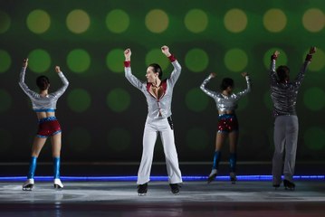 Opening 1 of Amazing on Ice 2016