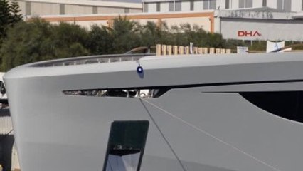 Antalya-Akdeniz'e İki Servet İndi