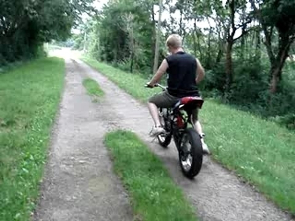 MOV06966