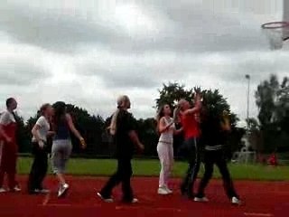 SPORTFEST 07 Wirtschaftsschule D8D gegen 9 klasse