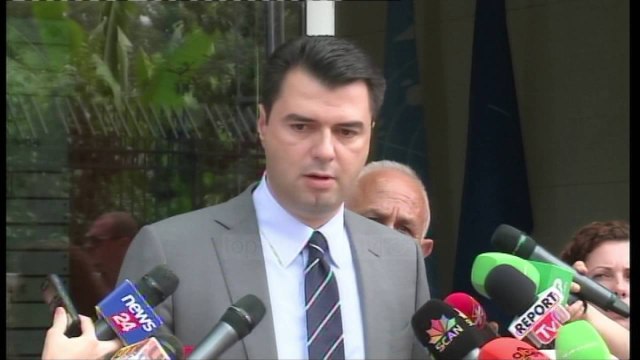 Basha njeh FMN me programin ekonomik të PD - Top Channel Albania - News - Lajme