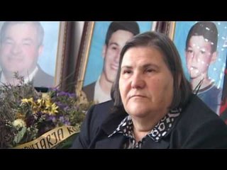 Lajme - Kusari-Lila viziton familjen Çerkezi